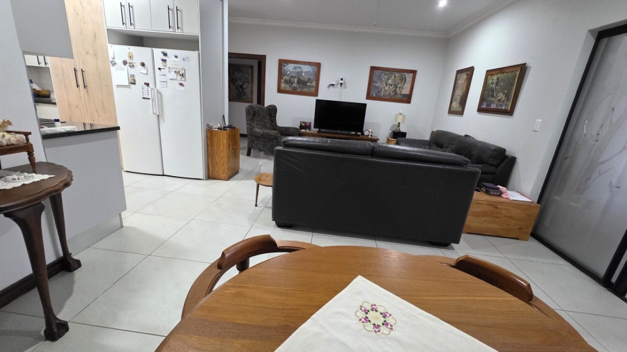 3 Bedroom Property for Sale in Melodie North West